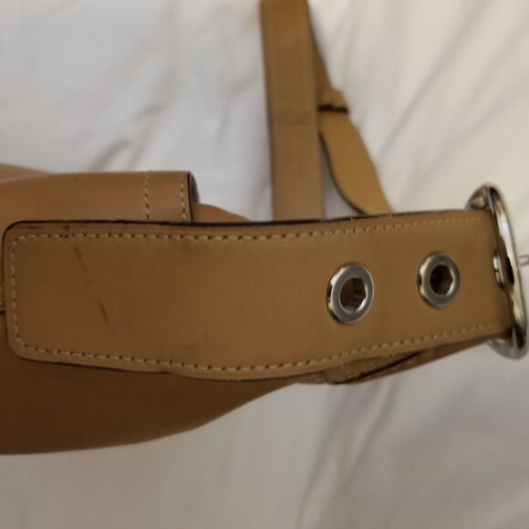 Authentic Coach Leather Caramel Brown Hobo or Crossbody Convertible Purse - Picture 10 of 11